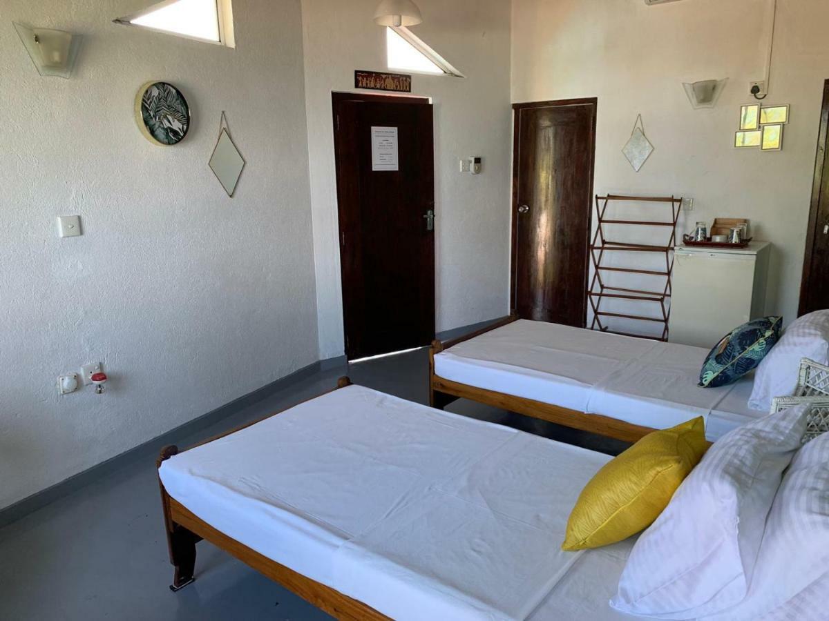 Airy Dale Villa And Guesthouse Ambalangoda  Kültér fotó
