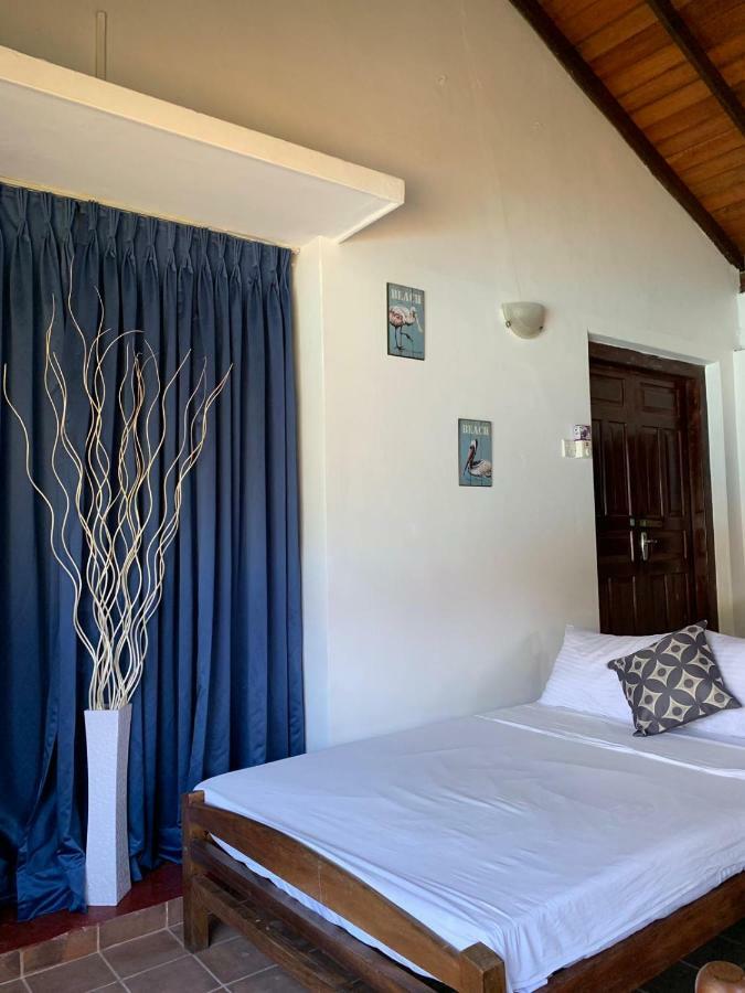 Airy Dale Villa And Guesthouse Ambalangoda  Kültér fotó